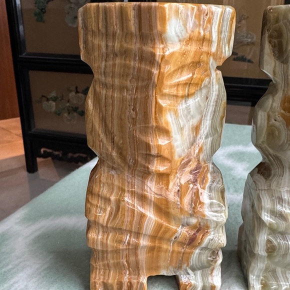 Carved Stone Bookends - Brown and Cream tribal figures - Picture 3 of 9